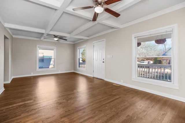 734 S Hawthorne Avenue, Independence, MO 64053