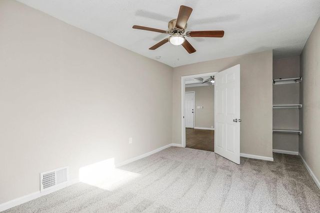 734 S Hawthorne Avenue, Independence, MO 64053