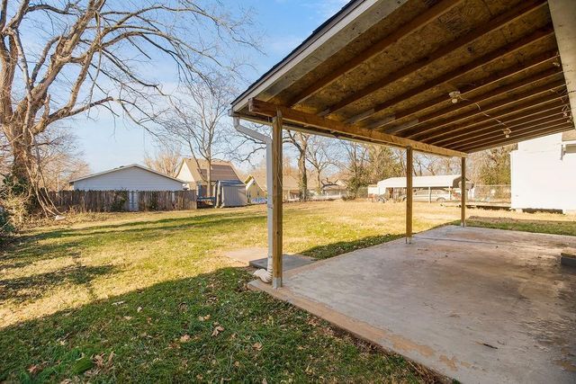 734 S Hawthorne Avenue, Independence, MO 64053