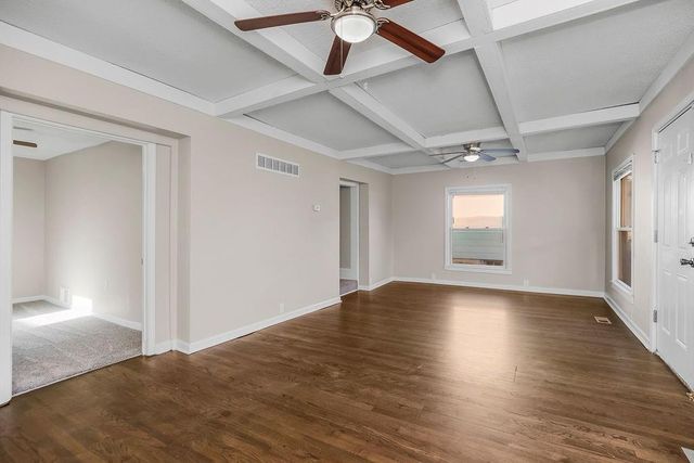 734 S Hawthorne Avenue, Independence, MO 64053