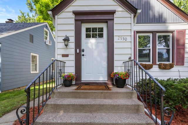 2930 Cleveland Street NE, Minneapolis, MN 55418