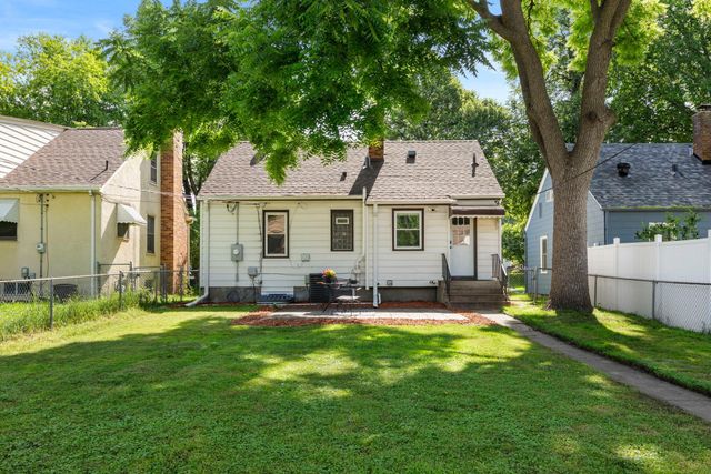 2930 Cleveland Street NE, Minneapolis, MN 55418