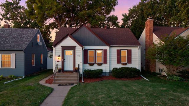 2930 Cleveland Street NE, Minneapolis, MN 55418