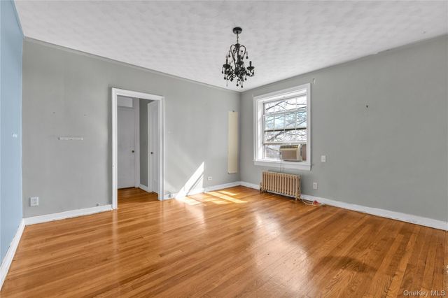 5142 30th Avenue 5I, Woodside, NY 11377
