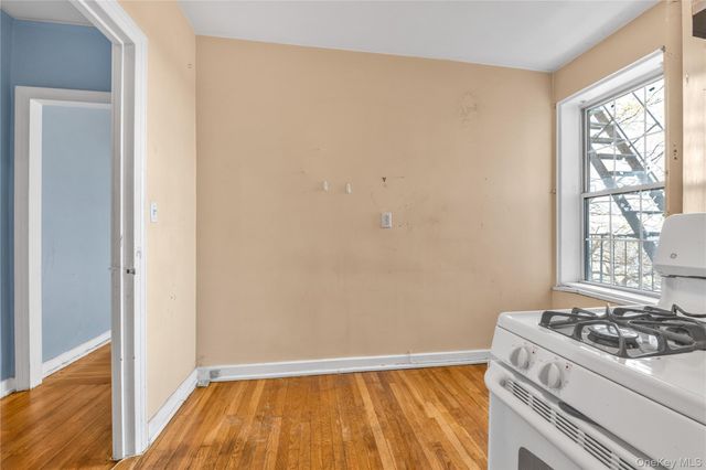 5142 30th Avenue 5I, Woodside, NY 11377