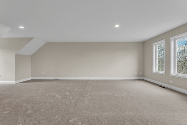 15 Freedom Way 92, East Lyme, CT 06357