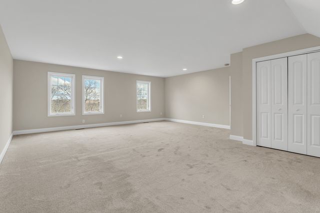 15 Freedom Way 92, East Lyme, CT 06357