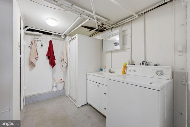 1151 MORTON AVE, Folsom, PA 19033