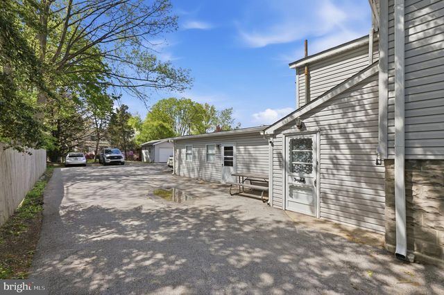1151 MORTON AVE, Folsom, PA 19033