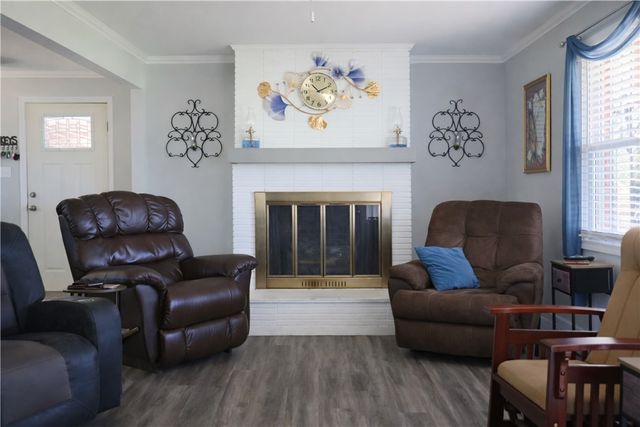9432 81 S Highway, Iva, SC 29655
