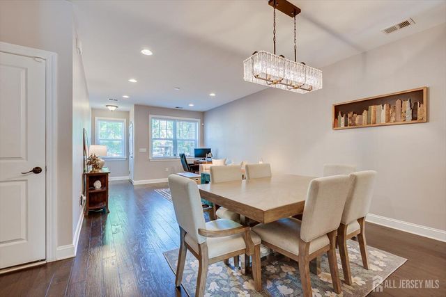 168 Savoth Lane, Colonia, NJ 07067