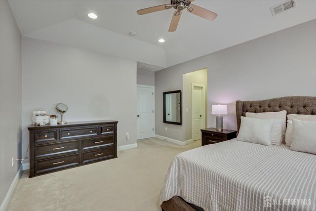 168 Savoth Lane, Colonia, NJ 07067