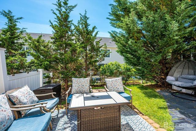 168 Savoth Lane, Colonia, NJ 07067