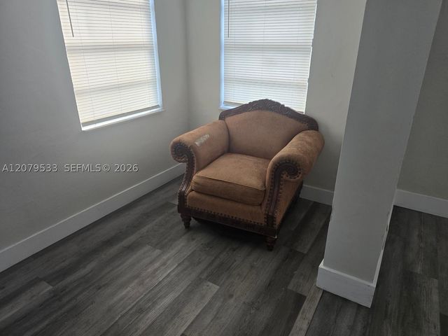 2431 NW 9th St, Fort Lauderdale, FL 33311