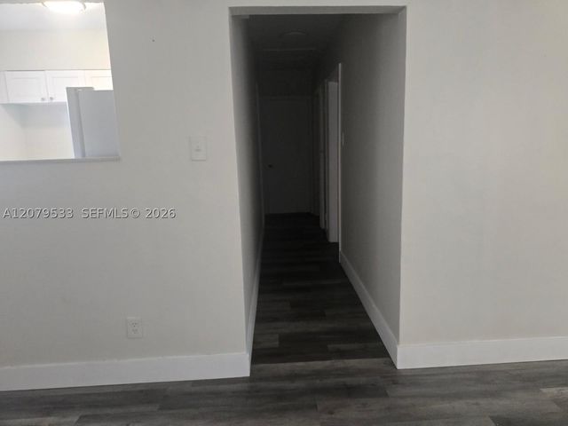 2431 NW 9th St, Fort Lauderdale, FL 33311