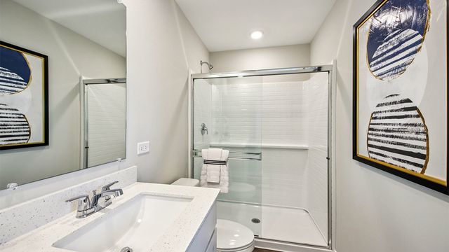 2225 Waters Edge Drive, Schaumburg, IL 60173