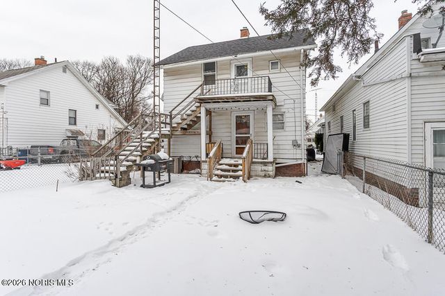 54 E Lake Street, Toledo, OH 43608