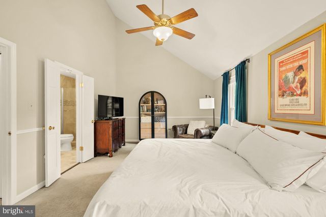 8226 MAPLE RIDGE AVE, Springfield, VA 22153