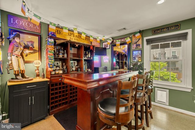 8226 MAPLE RIDGE AVE, Springfield, VA 22153
