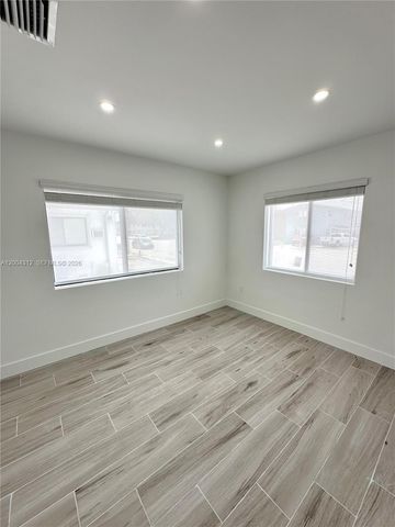 551 SW 57th Ave 1, Miami, FL 33144