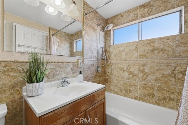 13515 Bona Vista, La Mirada, CA 90638