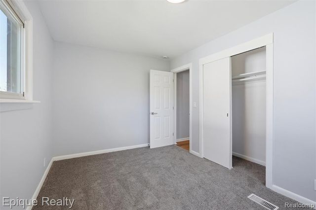 497 Montana Avenue, Pontiac, MI 48341