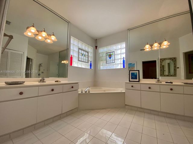 656 NW 129th Pl, Miami, FL 33182