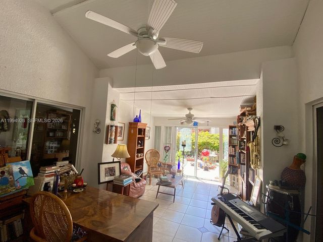 656 NW 129th Pl, Miami, FL 33182