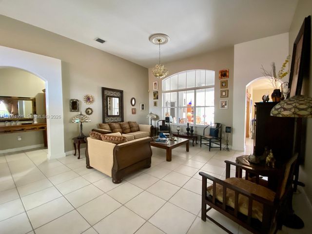 656 NW 129th Pl, Miami, FL 33182