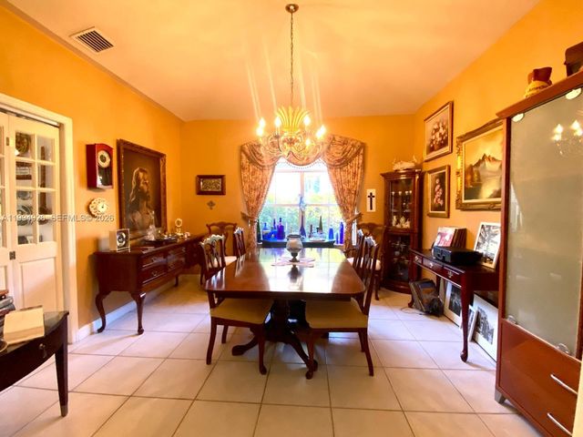 656 NW 129th Pl, Miami, FL 33182