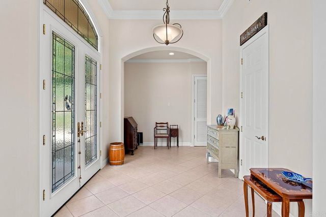 2557 Live Oak Park Rd, Fallbrook, CA 92028