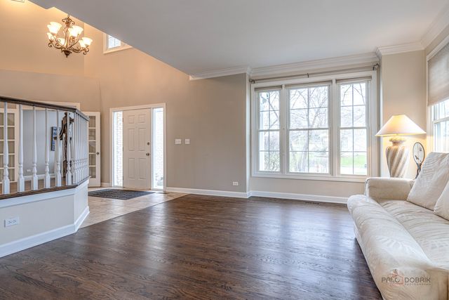 1800 Darnell Street, Libertyville, IL 60048