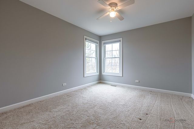 1800 Darnell Street, Libertyville, IL 60048