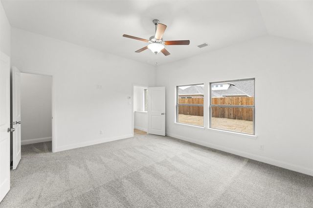 805 Trinity Street, Van Alstyne, TX 75495