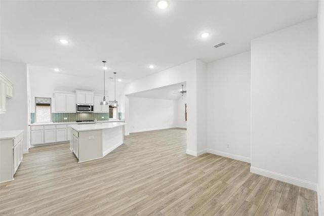 805 Trinity Street, Van Alstyne, TX 75495