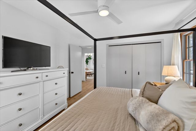 70070 2nd Avenue, South Haven, MI 49090