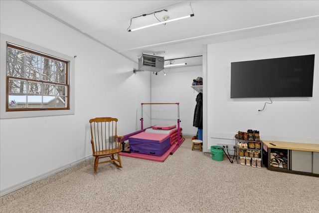 70070 2nd Avenue, South Haven, MI 49090