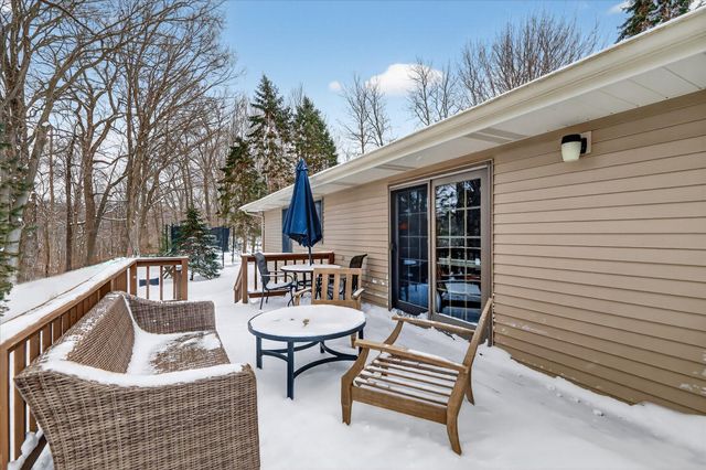 70070 2nd Avenue, South Haven, MI 49090