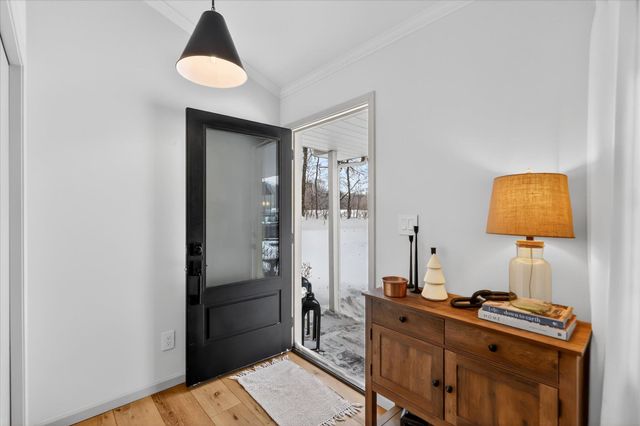 70070 2nd Avenue, South Haven, MI 49090