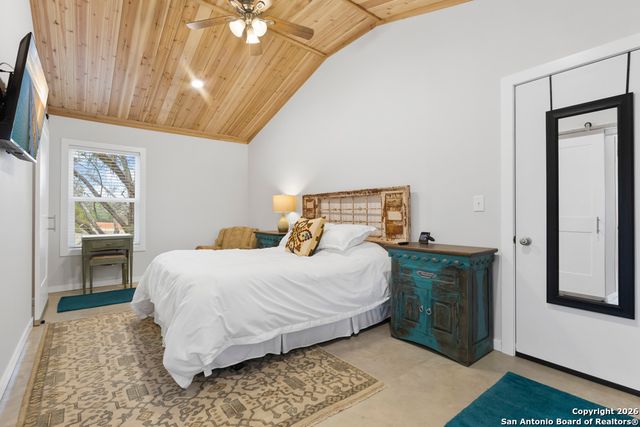 295 PR 1511, Bandera, TX 78003