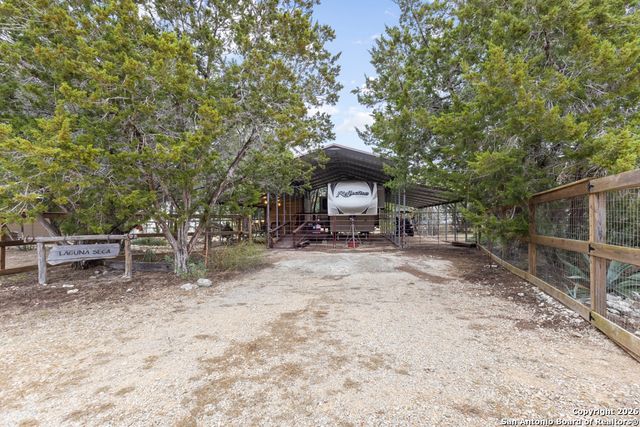 295 PR 1511, Bandera, TX 78003