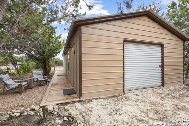 295 PR 1511, Bandera, TX 78003