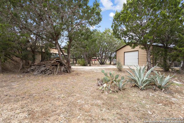 295 PR 1511, Bandera, TX 78003