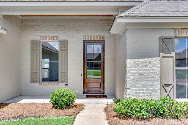 810 Emmas Way, Brandon, MS 39042
