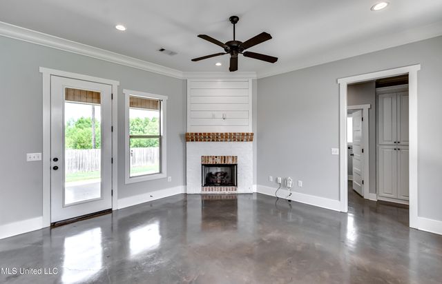 810 Emmas Way, Brandon, MS 39042