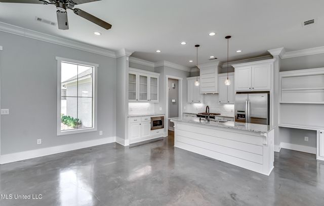 810 Emmas Way, Brandon, MS 39042