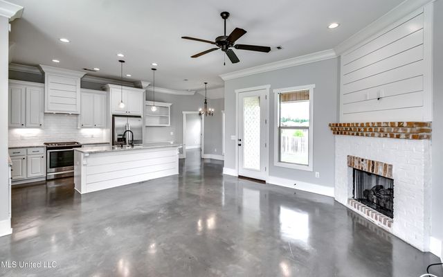 810 Emmas Way, Brandon, MS 39042