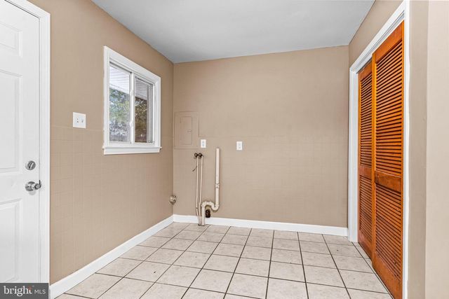 811 N NEW ST, Clayton, NJ 08312