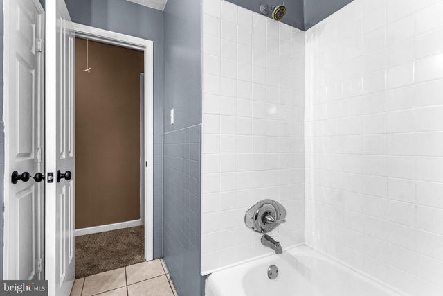 811 N NEW ST, Clayton, NJ 08312