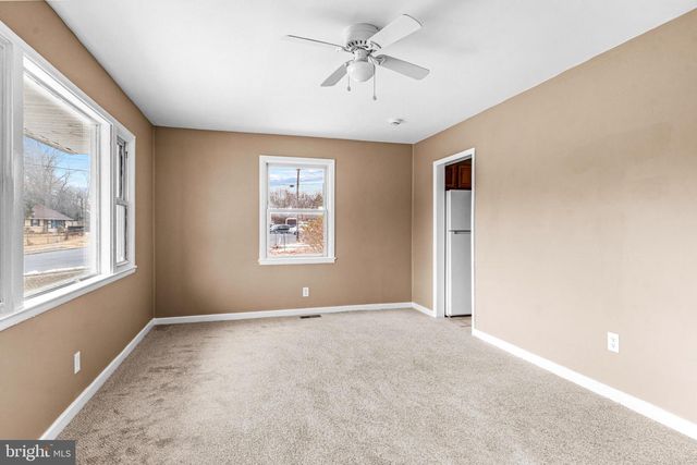 811 N NEW ST, Clayton, NJ 08312